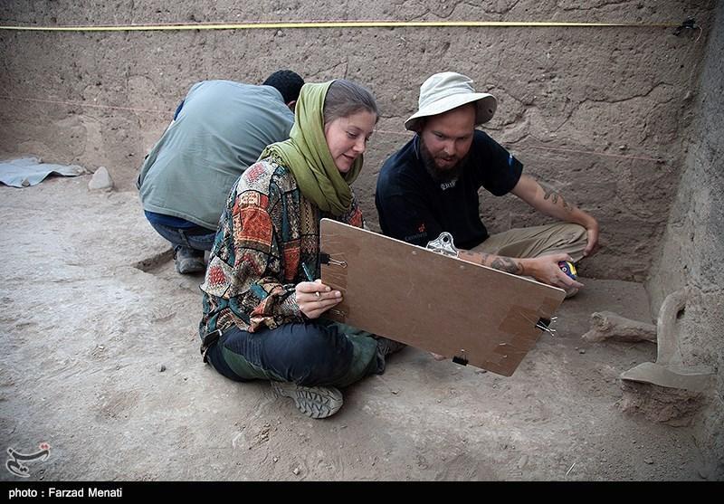 بررسی باستان شناختی شهرستان قلعه گنج آغاز شد آنالیز باستان شناختی شهرستان قلعه گنج شروع شد