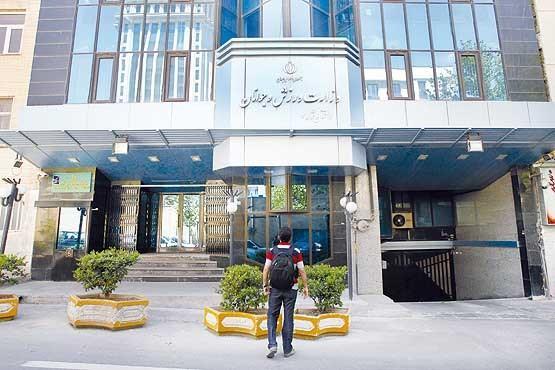 واکنش وزارت ورزش به یک انتصاب جنجالی: حکم هیات مدیره استقلال برای شریفی صادر نشده است