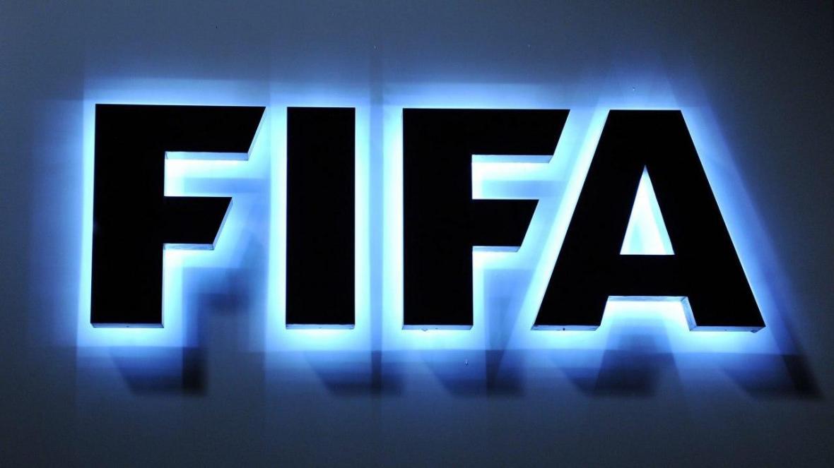 هشدار FIFA به کشورهای عضو: از سرگیری مسابقات فوتبال نباید سلامت جامعه را تهدید کند