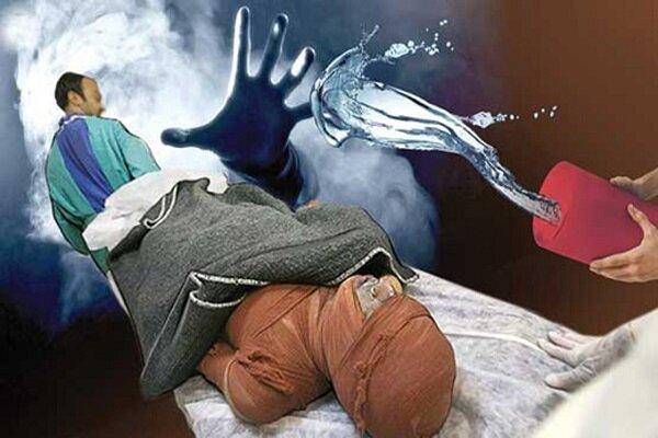 بازداشت دامادی که عروس را با اسید سوزاند بازداشت دامادی که عروس را با اسید سوزاند