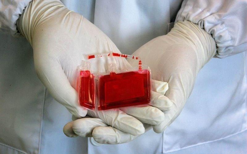 عدم حمایت دولت از بانک های خون بند ناف عمومی، پیوند سلول های بنیادی جنین چه مزایایی دارد؟