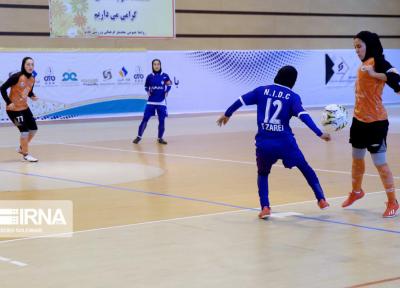 خبرنگاران سرمربی ملی حفاری: سومی لیگ فوتسال هیچ ارزشی ندارد