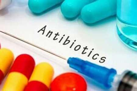 عوارض مصرف آنتی بیوتیک در نوزادان