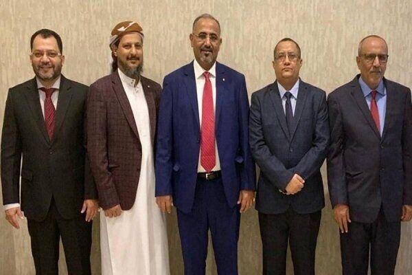 خبرنگاران شورای انتقالی جنوب یمن تصمیم اخیر منصور هادی را کودتا نامید