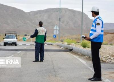 خبرنگاران تردد خودرو در جاده های برون شهری ایلام 28 درصد کاهش یافت