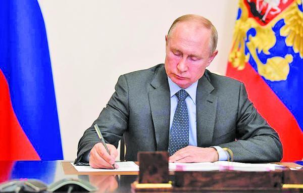 امضای قانون پوتین تا 2036