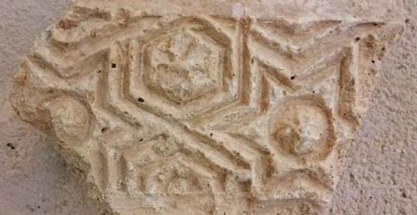 کشف 3 شی تاریخی در بندر سیراف بوشهر