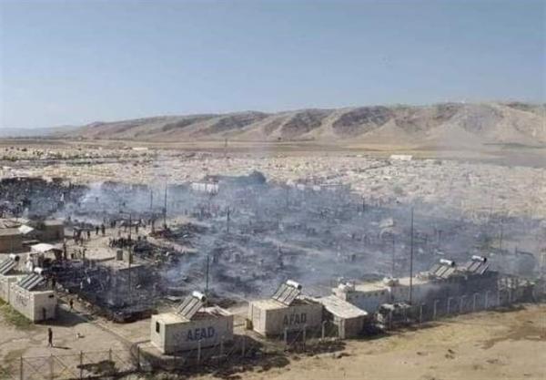آتش سوزی بزرگ در اردوگاه آوارگان ایزدی در شمال عراق آتش سوزی عظیم در اردوگاه آوارگان ایزدی در شمال عراق