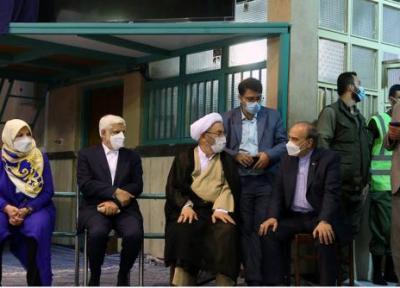 شخصیت هایی که با همسران خود رای دادند