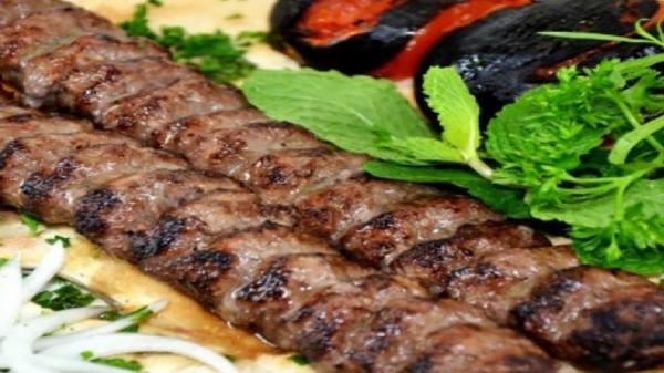 طبخ طولانی ترین کباب کوبیده دنیا در خراسان شمالی طبخ طولانی ترین کباب کوبیده جهان در خراسان شمالی