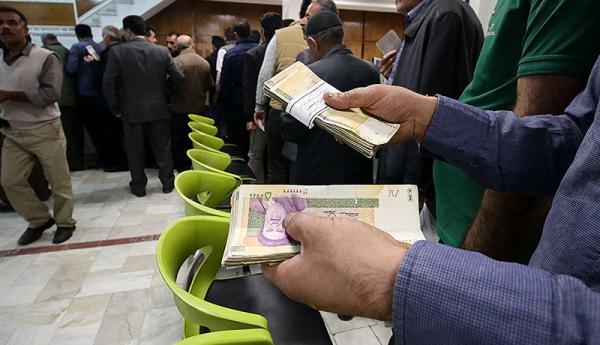 رشد 2 برابری فقرای ایران ، سقوط 8 میلیون نفر از طبقه میانه