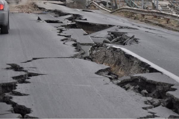 زلزله 5، 1 ریشتری استان فارس را لرزاند؛ 4 کشته و 1 مصدوم