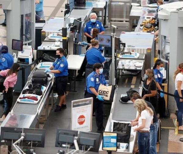 ببینید، سرقت ماموران فرودگاه از مسافران در آمریکا
